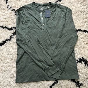 J Crew long sleeve henley. Men’s size Large.